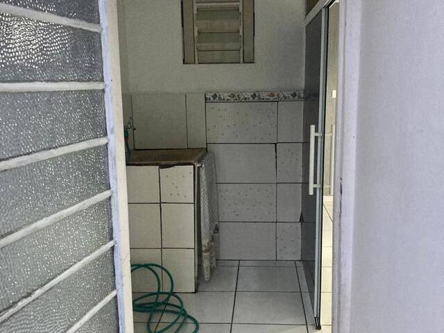 Casa em condomínio para Venda em Jacareí - 2